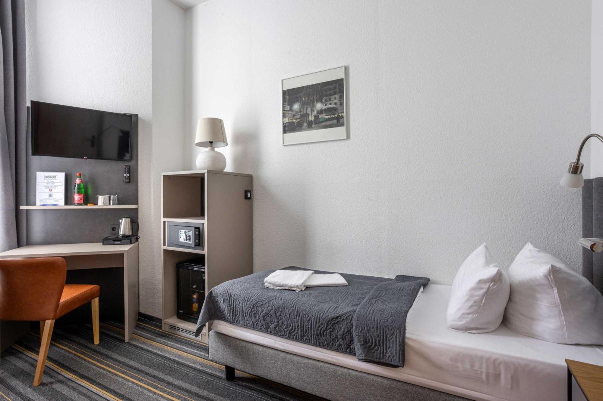 Single Room Private Bathroom