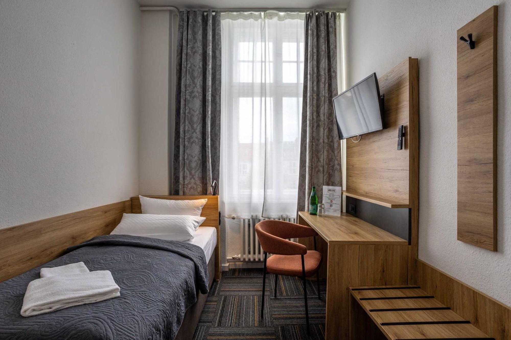 Standard Suite